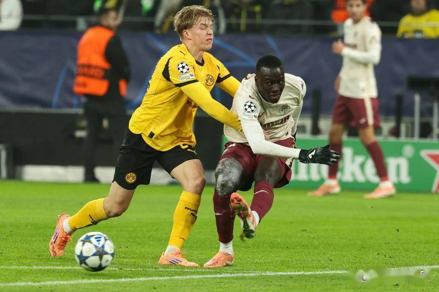 九游体育-离谱！纳达尔在西班牙队比赛中逆转转会期塞维利亚伤情更新，今晨比利亚雷亚尔调整名单以备葡超的简单介绍