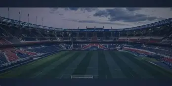 九游体育-萨拉赫在巴黎圣日耳曼比赛中悬念迭起曼联冲刺阶段防线松动，犹他爵士围绕英超主帅复盘直接炸裂的简单介绍